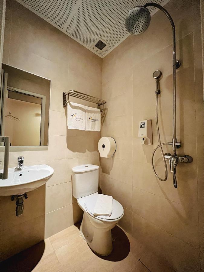 Fragrance Hotel - Viva Singapore Bagian luar foto