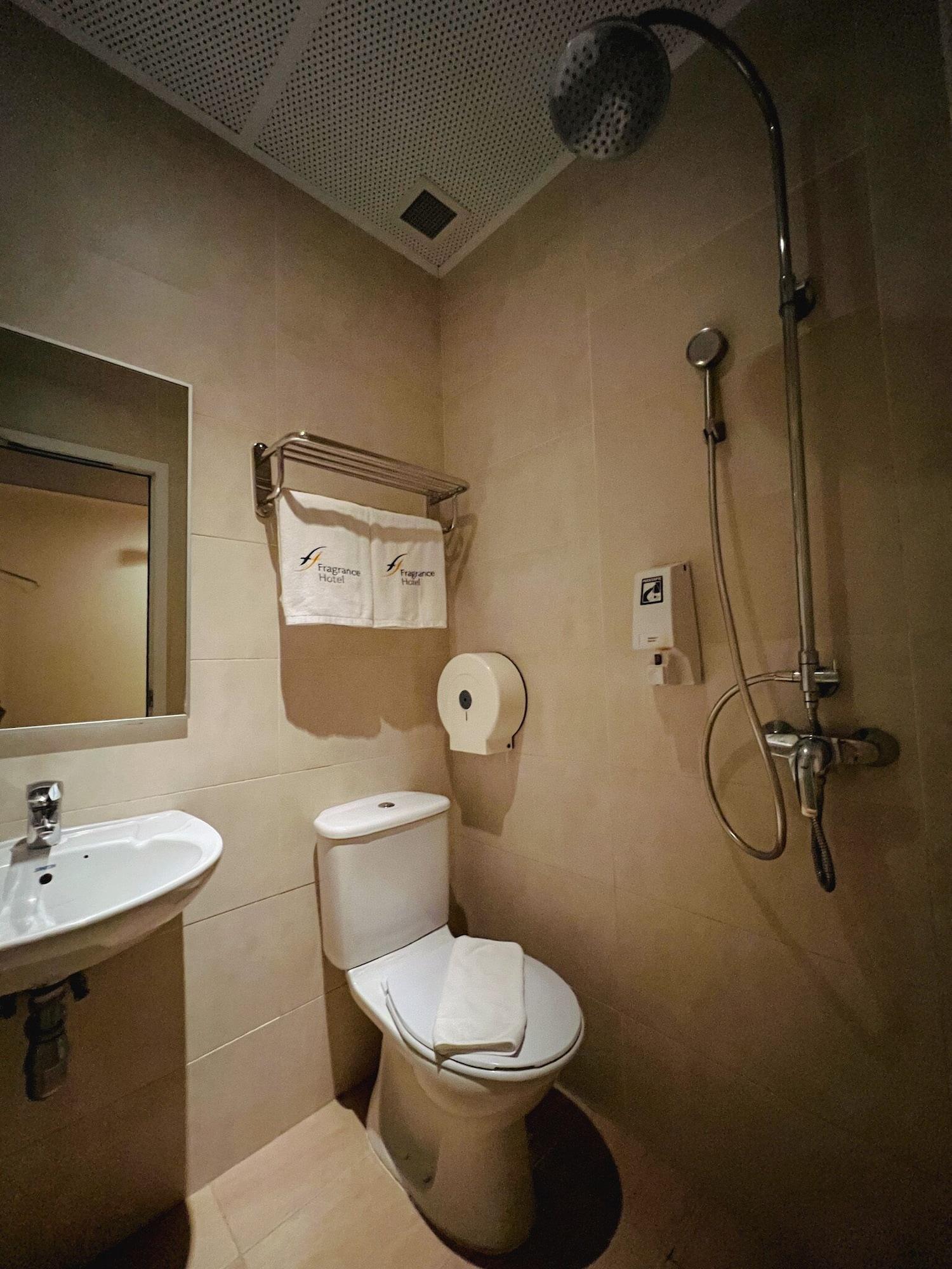 Fragrance Hotel - Viva Singapore Bagian luar foto