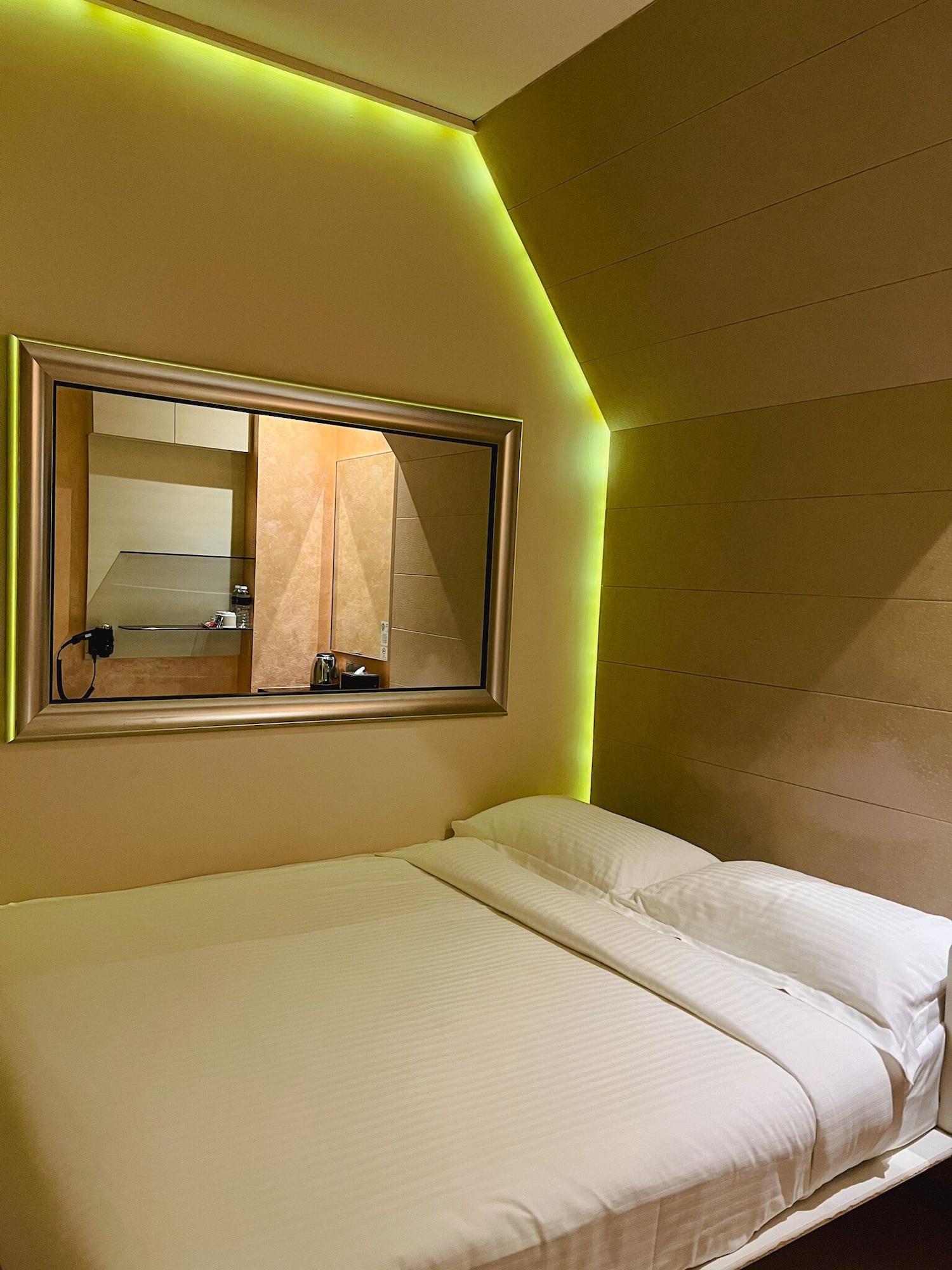 Fragrance Hotel - Viva Singapore Bagian luar foto