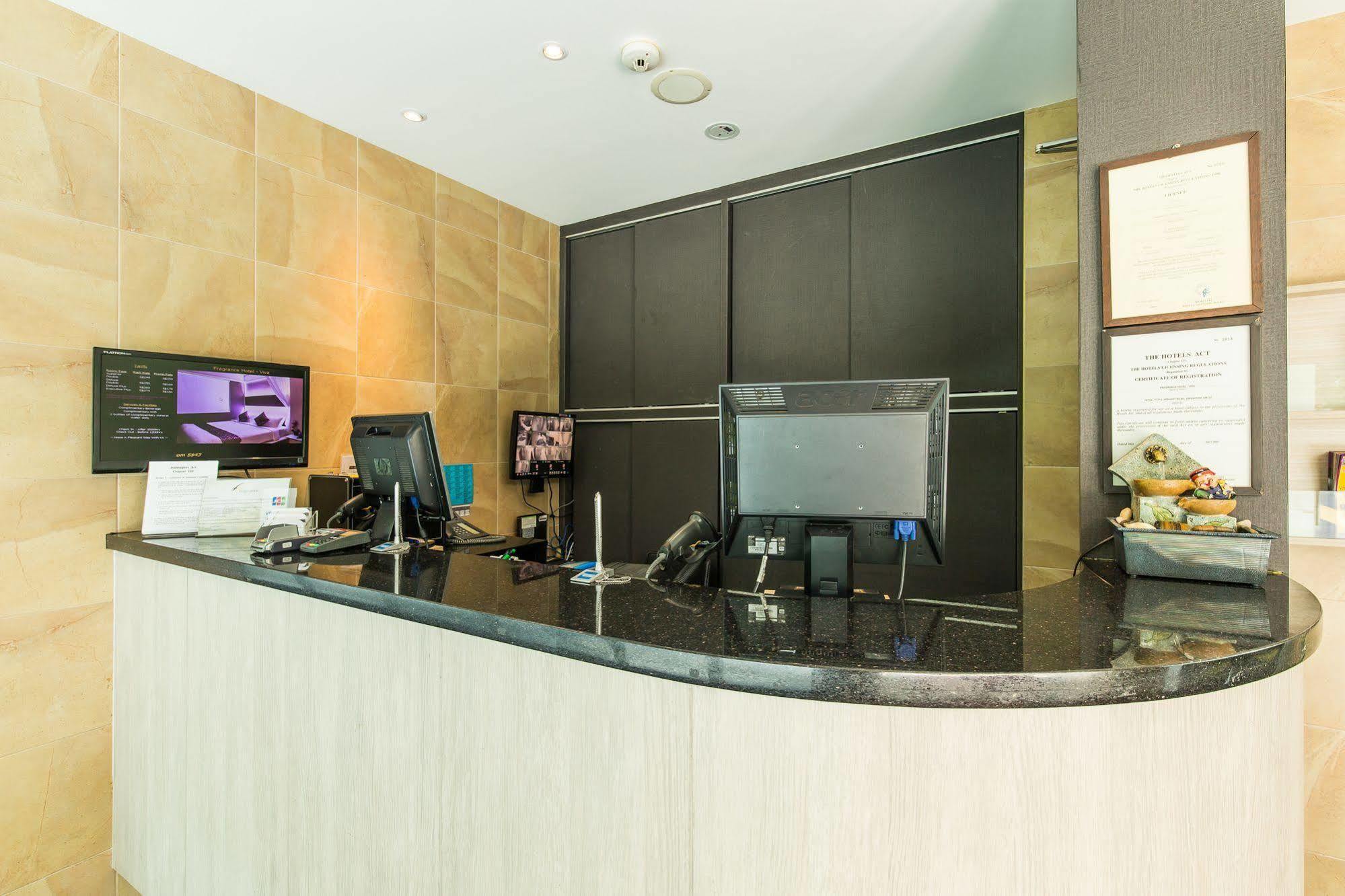 Fragrance Hotel - Viva Singapore Bagian luar foto